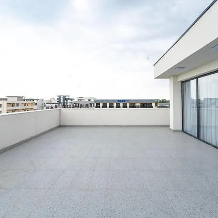 Mamaia Nord Ambient 2 *