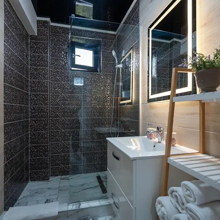 Mamaia Nord Ambient 2 *